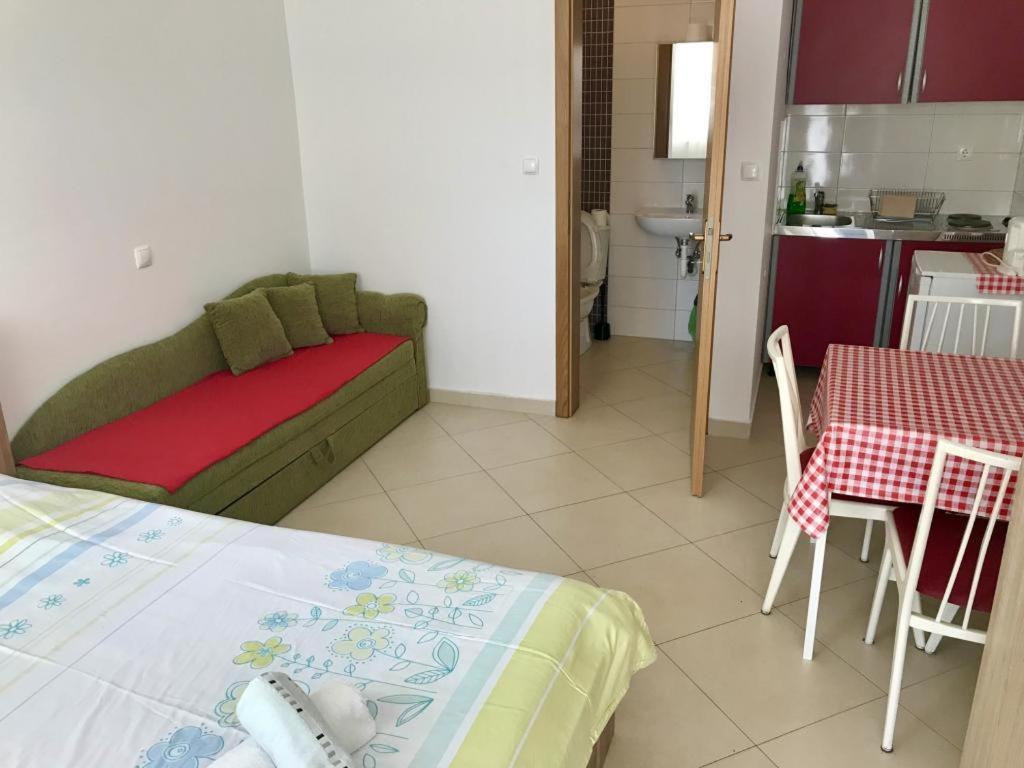 Apartment Ally ツリクヴェニツァ エクステリア 写真