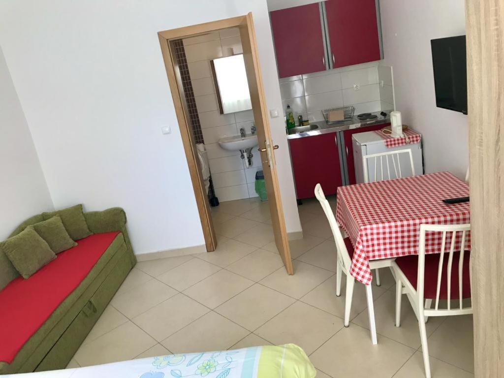 Apartment Ally ツリクヴェニツァ エクステリア 写真